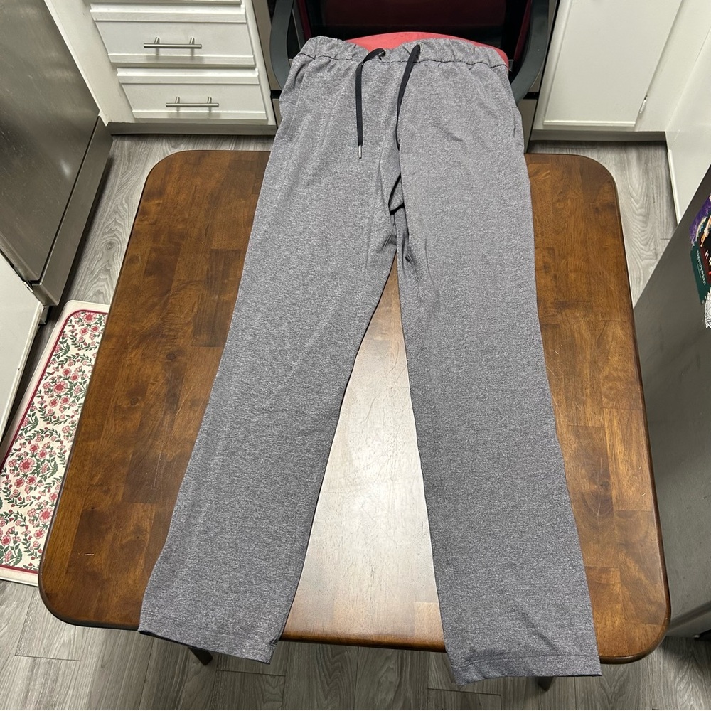 Lululemon On The Fly Pant Full Length 31” Size 8 Heathered Black - Picture 5 of 15